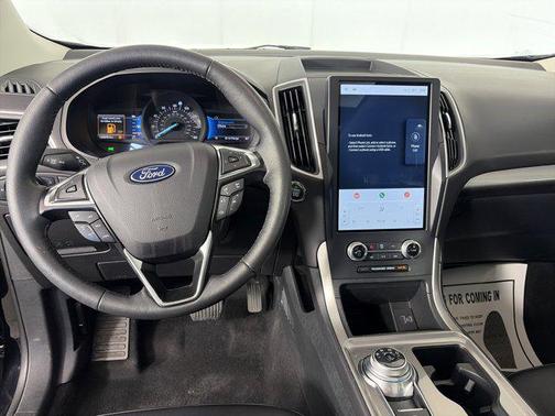 Agate Black Metallic 2024 Ford Edge SEL