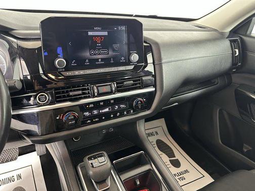 2023 Nissan Pathfinder SV 4WD