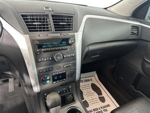 2011 Chevrolet Traverse 2LT