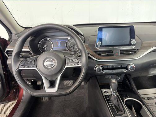 Garnet Pearl Metallic 2024 Nissan Altima 2.5 SV