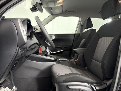 Fusion Black 2025 Kia Soul S