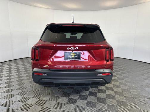 2022 Kia Sorento LX