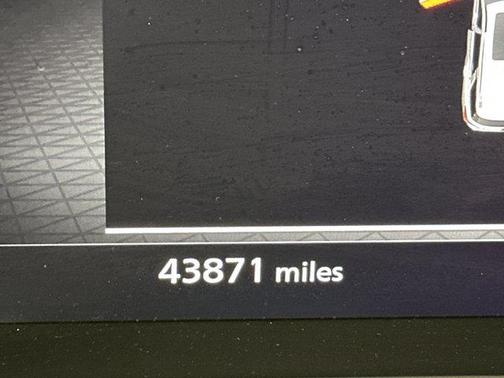 2023 Nissan Pathfinder Platinum 4WD