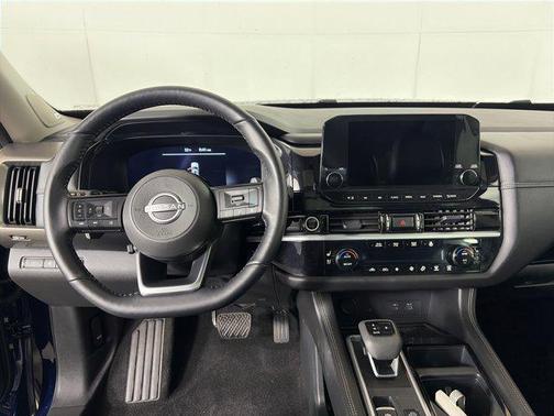 Deep Ocean Blue Pearl 2024 Nissan Pathfinder Platinum 4WD