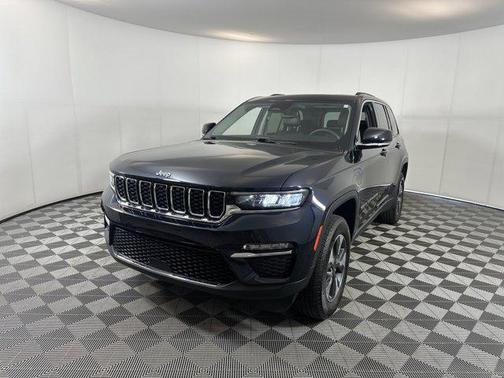 2022 Jeep Grand Cherokee 4xe Base