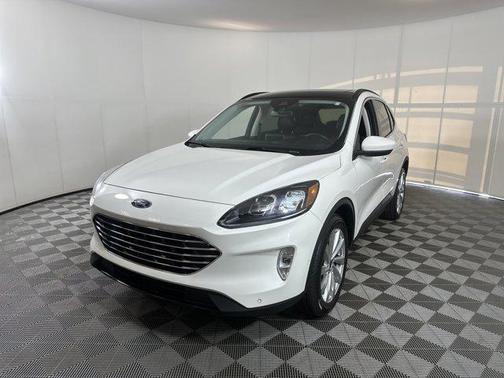 2022 Ford Escape Titanium