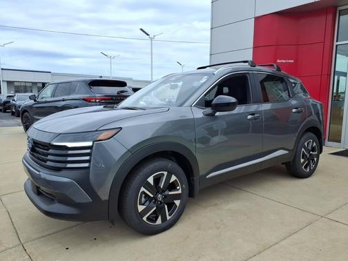 Gun Metallic 2027 Nissan Kicks SV