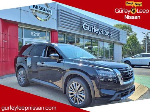 2025 Nissan Pathfinder SL FWD