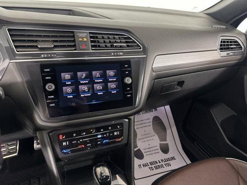 2022 Volkswagen Tiguan 2.0T SEL R-Line 4MOTION