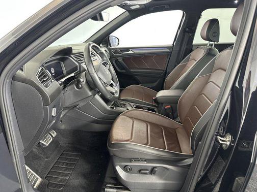 2022 Volkswagen Tiguan 2.0T SEL R-Line 4MOTION