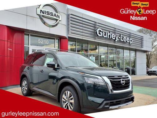 2025 Nissan Pathfinder SL 4WD