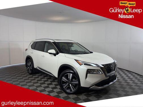 Pearl White Tricoat 2023 Nissan Rogue Platinum