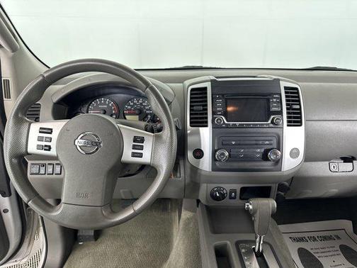 2016 Nissan Frontier SV