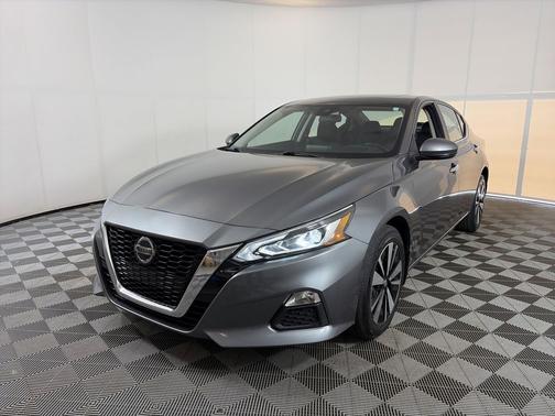 Gun Metallic 2021 Nissan Altima 2.5 SV