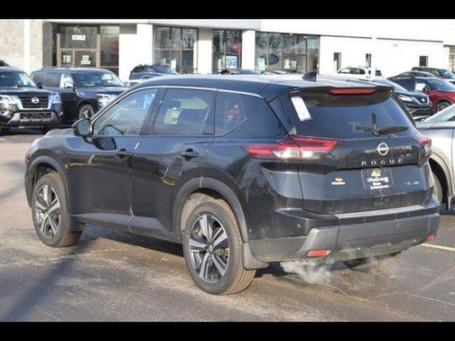 2025 Nissan Rogue SL