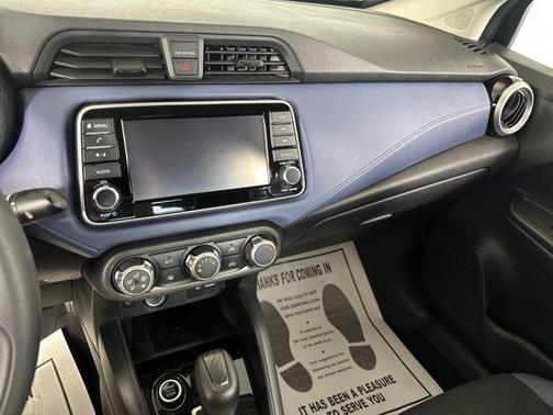 2023 Nissan Versa 1.6 SV