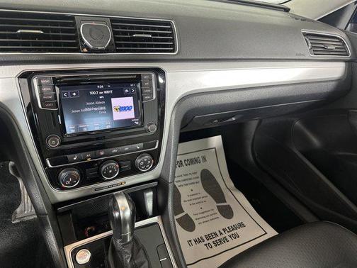 2019 Volkswagen Passat 2.0T Wolfsburg Edition