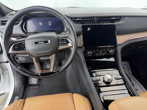 2022 Jeep Grand Cherokee L Summit