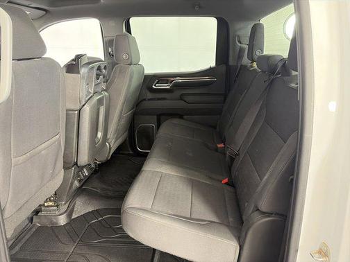 Summit White 2023 Chevrolet Silverado 1500 LT