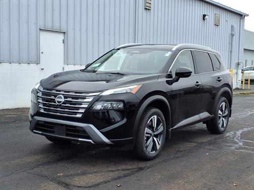 2025 Nissan Rogue SL