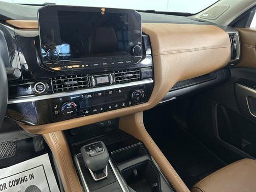 2024 Nissan Pathfinder Platinum 4WD