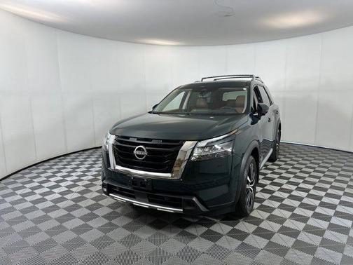 2024 Nissan Pathfinder Platinum 4WD
