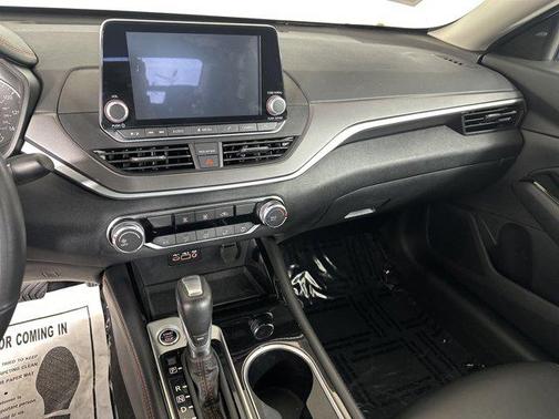 2024 Nissan Altima SR FWD