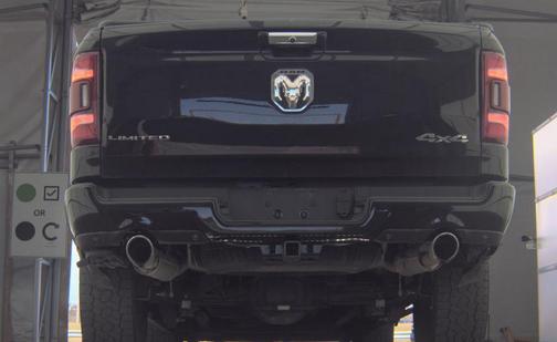 Diamond Black 2022 RAM 1500 Limited