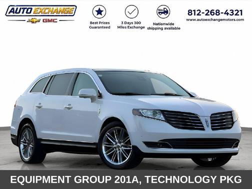 White Platinum Tri-Coat Metallic 2018 Lincoln MKT Reserve