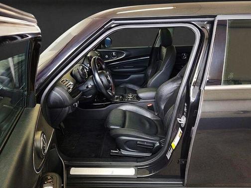 Midnight Black Metallic 2019 MINI Clubman Cooper S