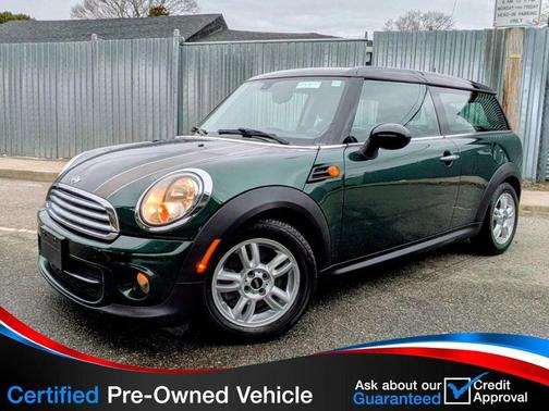 British Racing Green Metallic 2014 MINI Clubman Cooper