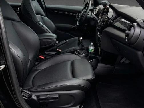 Midnight Black Metallic 2016 MINI Hardtop Cooper S