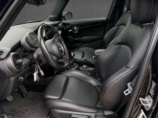 Midnight Black Metallic 2016 MINI Hardtop Cooper S