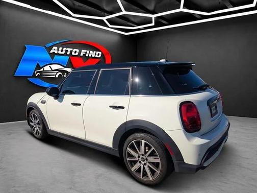 Pepper White 2022 MINI Hardtop Cooper S