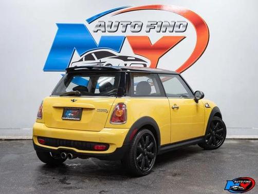 2007 MINI Cooper S Base