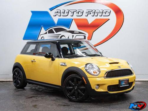 2007 MINI Cooper S Base