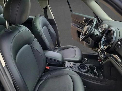 Midnight Black Metallic 2022 MINI Countryman Cooper ALL4