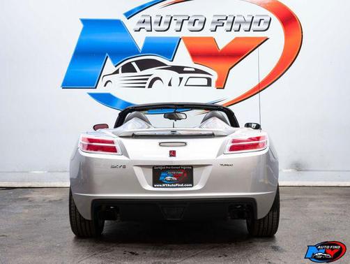 2008 Saturn Sky Red Line