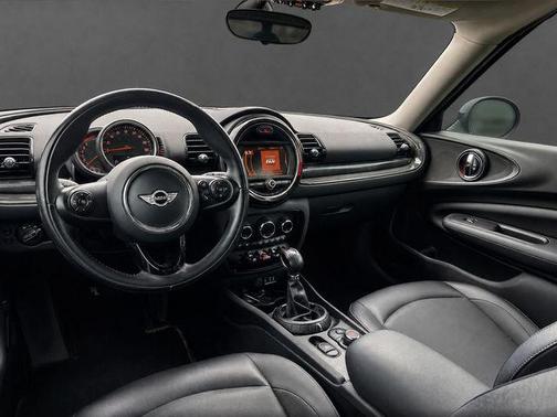 MINI Yours Lapisluxury Blue 2016 MINI Clubman Cooper