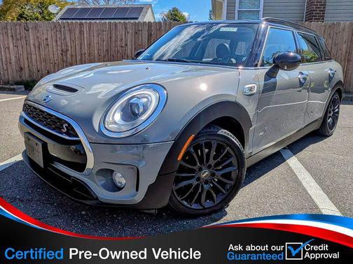 Moonwalk Grey Metallic 2017 MINI Clubman Cooper S ALL4