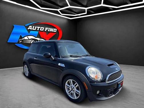 Midnight Black Metallic 2013 MINI Hardtop Cooper S