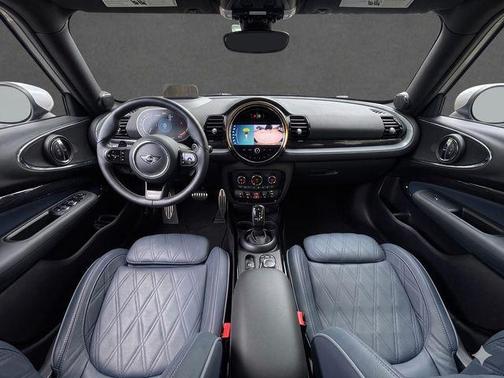 Nanuq White Metallic 2024 MINI Clubman John Cooper Works ALL4