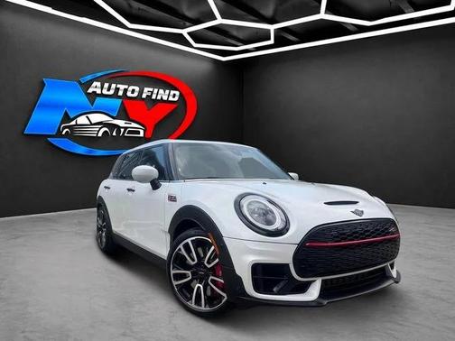 Nanuq White Metallic 2024 MINI Clubman John Cooper Works ALL4