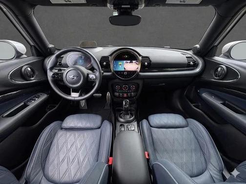 Nanuq White Metallic 2024 MINI Clubman John Cooper Works ALL4