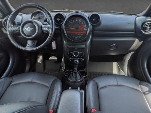 Light White 2015 MINI Countryman Cooper S