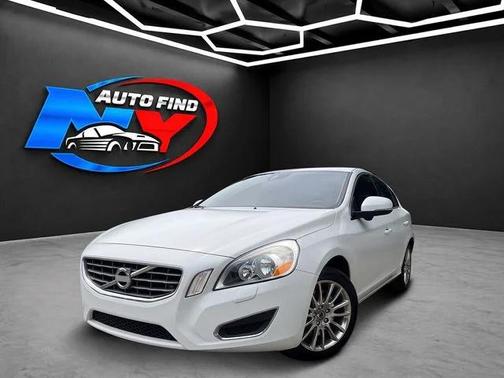 Ice White 2013 Volvo S60 T6