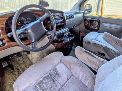 Medium Charcoal Gray Met 1999 Chevrolet Express 1500 Base