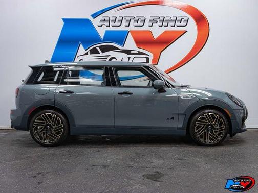 2023 MINI Clubman Cooper S ALL4