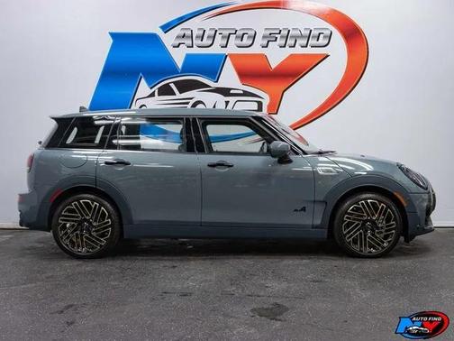 2023 MINI Clubman Cooper S ALL4