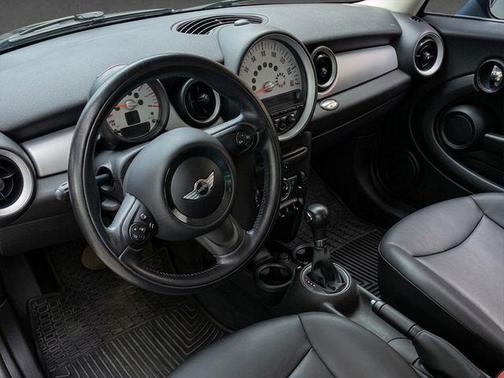 British Racing Green II Metallic 2013 MINI Clubman Cooper